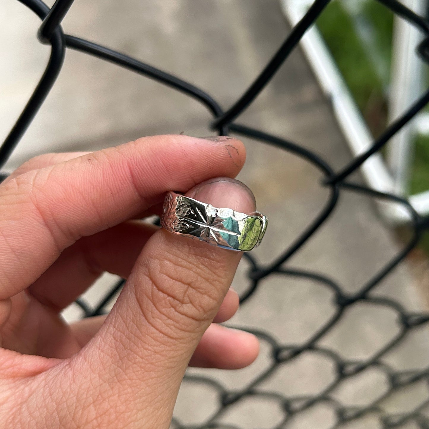 Star textured ring Size 9.5