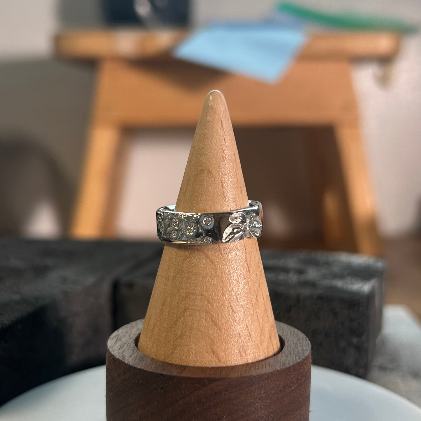 Lily star ring Size 6.5