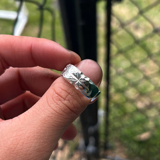 Star textured ring Size 9.5